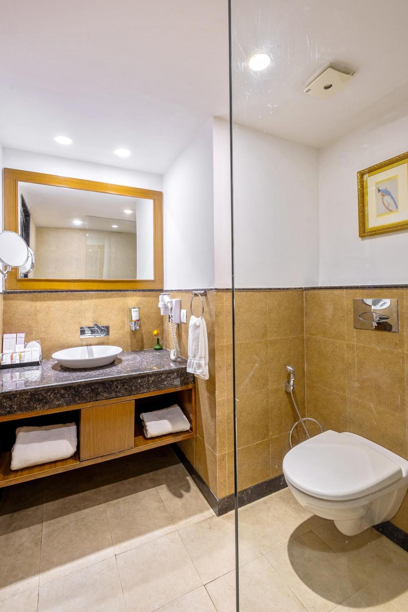 สเตอร์ลิง มานาลี Hotel มะนาลี ภายนอก รูปภาพ