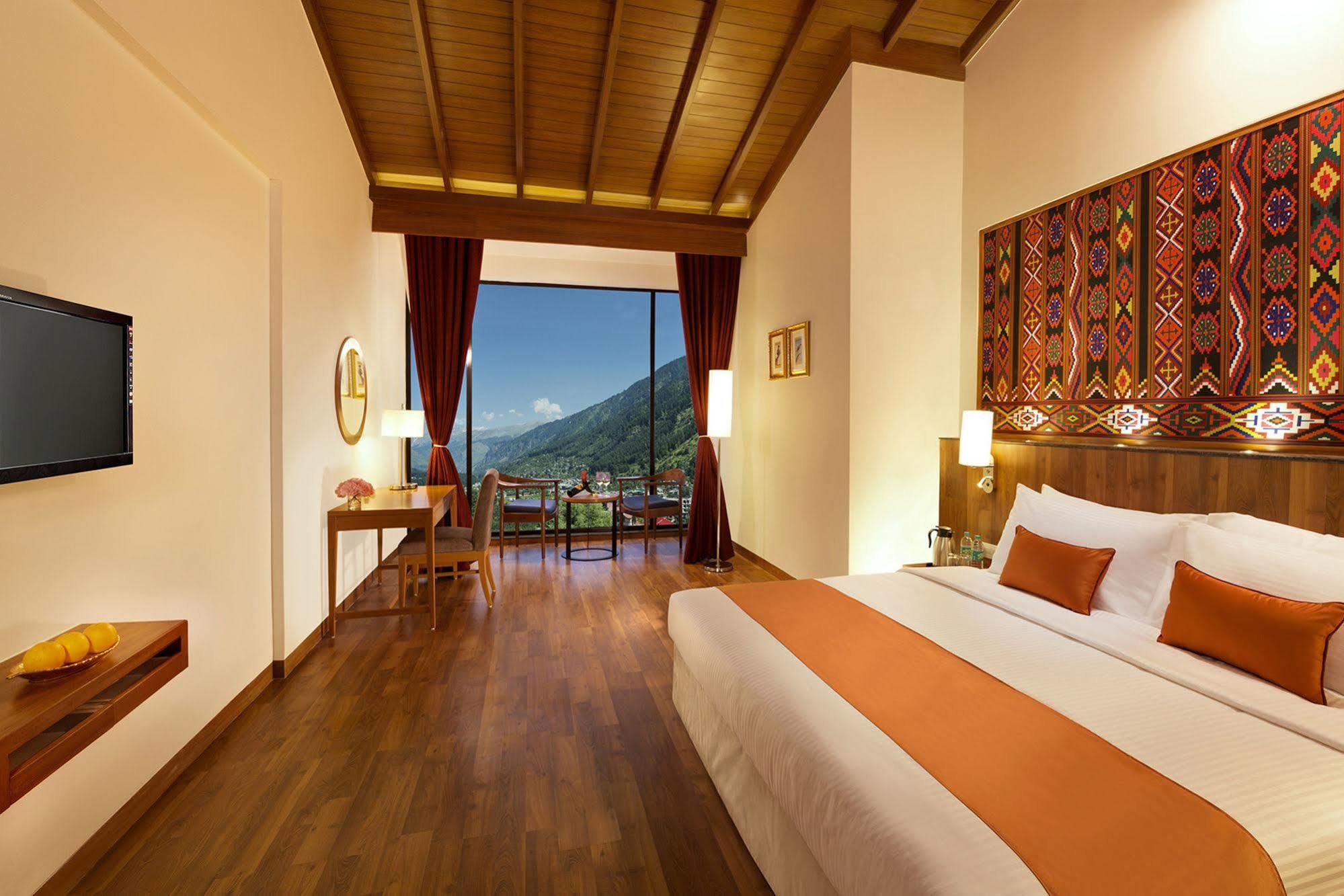 สเตอร์ลิง มานาลี Hotel มะนาลี ภายนอก รูปภาพ